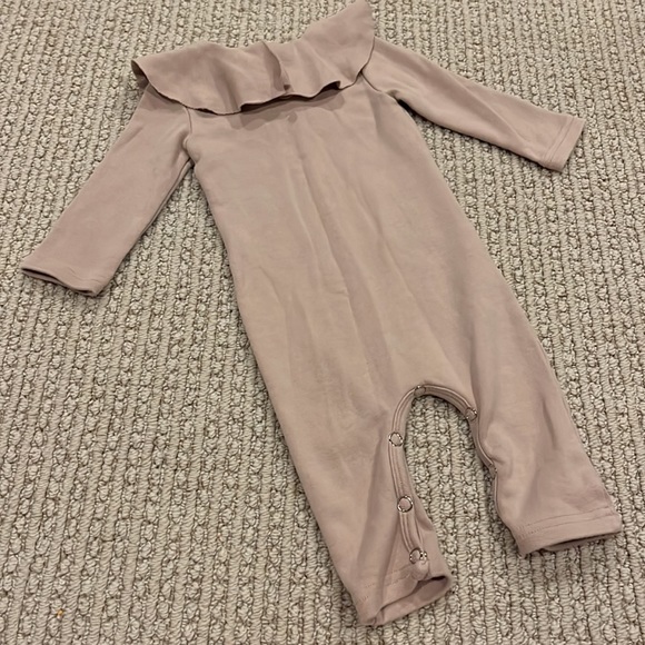Petite Hailey onesie - Picture 2 of 2